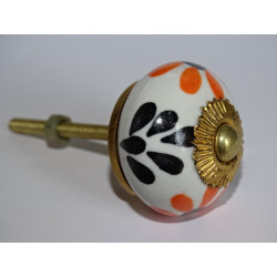             Drawer or door knobs with...