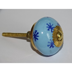             Drawer knobs with sky blue...