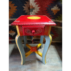 Small multicolored pedestal table 1...
