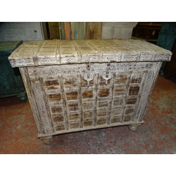 Large and old Indian chest in...