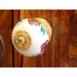             Porcelain knobs small...