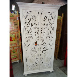 Cabinet doors carved moucharabieh...