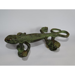             handle brass salamander green